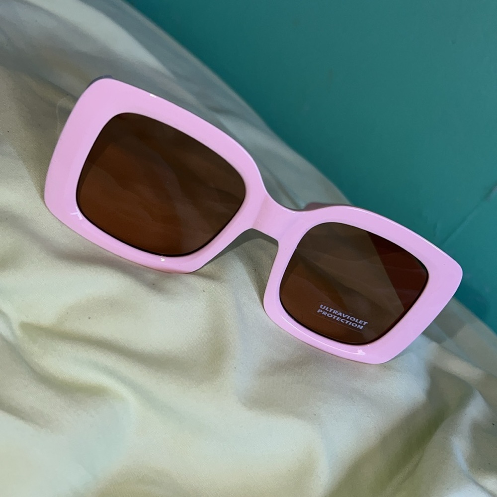 Oversized pink sunglasses - Picture 10 of 10